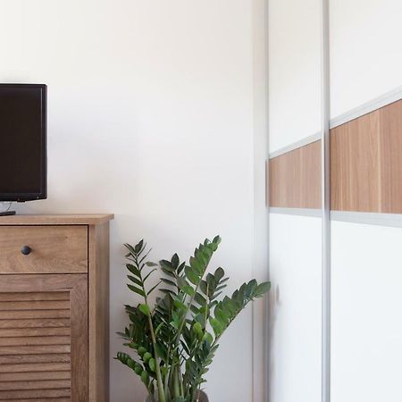 New Modern Apartment Near A Beach In Center スプリト エクステリア 写真